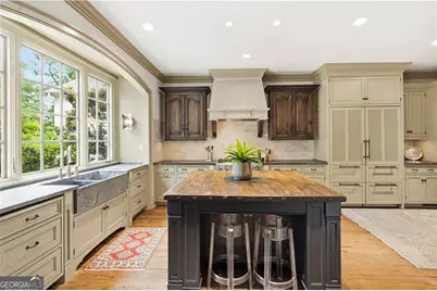 45 Montclair Drive NE, Atlanta, GA 30309 - Photo 19