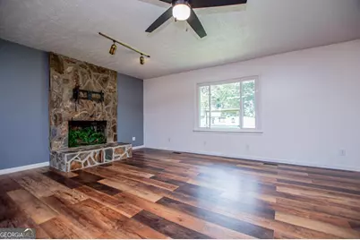 235 E Knight, Carrollton, GA 30116 - Photo 11