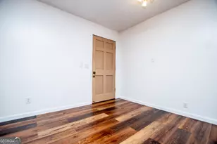 235 E Knight Dr, Carrollton, GA 30116 - Photo 9