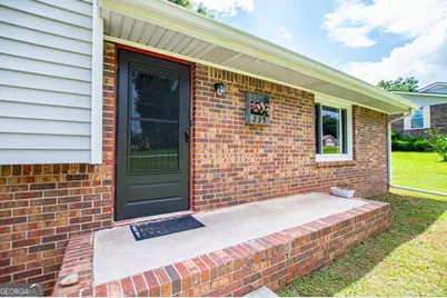 235 E Knight, Carrollton, GA 30116 - Photo 7