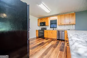 235 E Knight Dr, Carrollton, GA 30116 - Photo 13