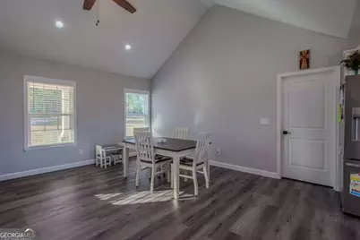 333 E Gillis Street, Mount Vernon, GA 30445 - Photo 9
