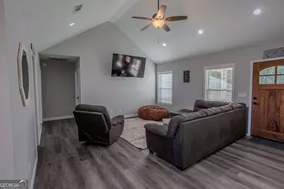 333 E Gillis Street, Mount Vernon, GA 30445 - Photo 11