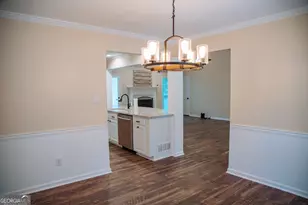 30 Laurelwood Cir, Griffin, GA 30224 - Photo 17