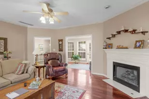 521 Horseshoe Cir, Stockbridge, GA 30281 - Photo 3