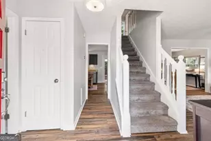 225 Royal Colony Ct, Alpharetta, GA 30022 - Photo 9