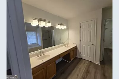 10845 Glenbarr Drive, Duluth, GA 30097 - Photo 15