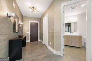 3107 Peachtree Rd NE, Atlanta, GA 30305 - Photo 9