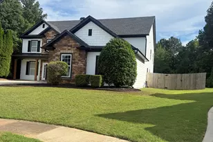 387 Fern Ct, Hoschton, GA 30548 - Photo 3
