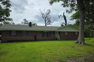 39 Waldon St, Baxley, GA 31513 - Photo 3