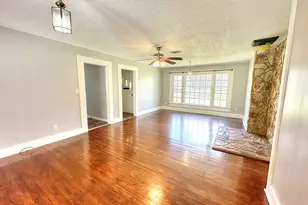 129 Mallory Dr, Lagrange, GA 30241 - Photo 7