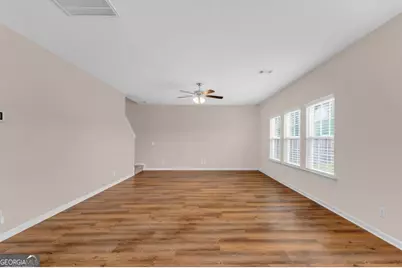 139 W W Winn Avenue, Hinesville, GA 31313 - Photo 15