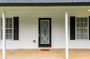 2027 Providence Roads, Statham, GA 30666 - Photo 3
