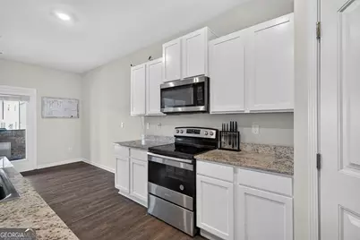 359 Walnut Grove Way, Pendergrass, GA 30567 - Photo 7