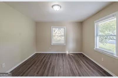 2406 Swallow Circle SE, Atlanta, GA 30315 - Photo 7