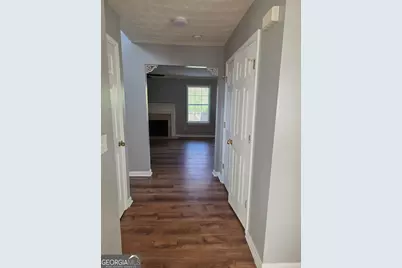 1529 Sydney Pond Circle, Lawrenceville, GA 30046 - Photo 5