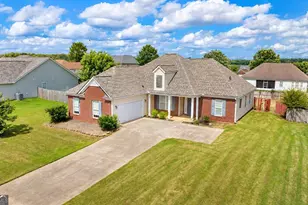 113 Christopher Dr, Byron, GA 31008 - Photo 3