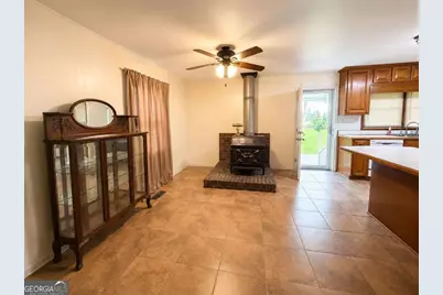 737 W College Street, Bowdon, GA 30108 - Photo 9