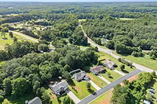 1405 Faith Dr, Winder, GA 30680 - Photo 41