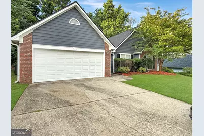 635 Paris Drive, Lawrenceville, GA 30043 - Photo 3