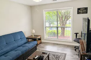 635 Paris Dr, Lawrenceville, GA 30043 - Photo 21