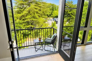 2522 Appleden Pl, Atlanta, GA 30319 - Photo 9