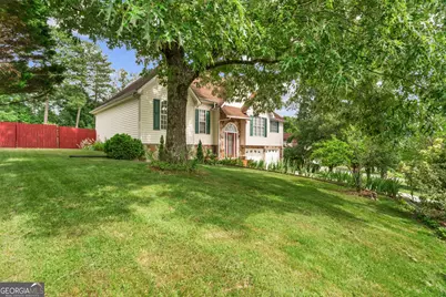 391 Wildwood Circle SE, Calhoun, GA 30701 - Photo 3