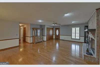 197 Woodland Way, Dewy Rose, GA 30634 - Photo 5