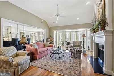 807 Village Greene NW, Marietta, GA 30064 - Photo 7