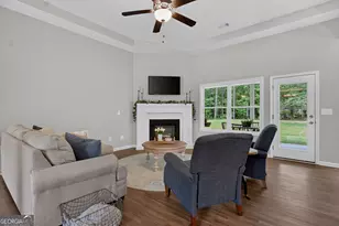 200 Fenwick Farms Dr, Lagrange, GA 30241 - Photo 9