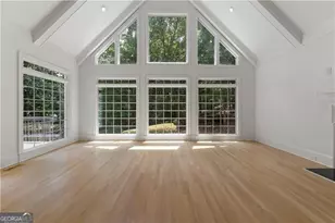 8965 Laurel Way, Alpharetta, GA 30022 - Photo 7