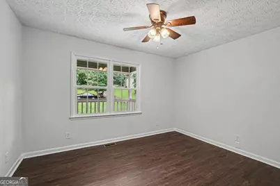 1037 Atherton Lane, Woodstock, GA 30189 - Photo 9
