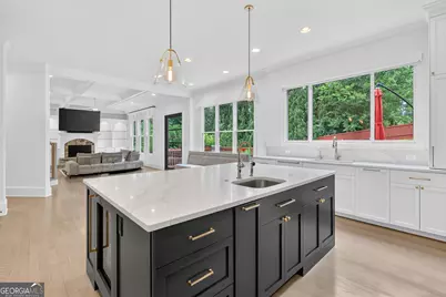 3102 Fala Place NE, Atlanta, GA 30319 - Photo 15