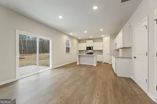 8031 Dickens Dr, Fairburn, GA 30213 - Photo 17