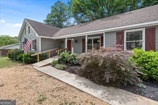 140 E Allison Circle, Carrollton, GA 30117 - Photo 5