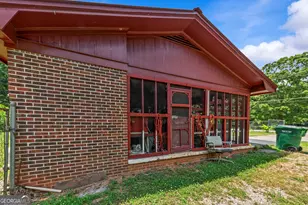 564 Peters St, Statham, GA 30666 - Photo 29