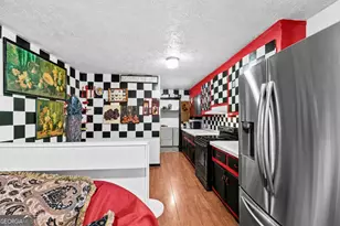 564 Peters St, Statham, GA 30666 - Photo 7