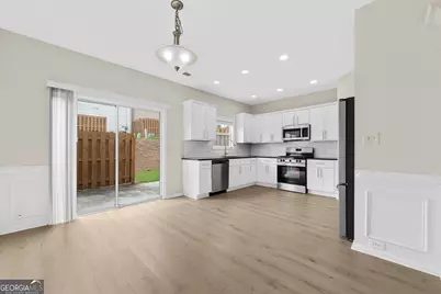 318 Knelston Oak Drive, Suwanee, GA 30024 - Photo 11