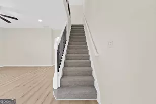 318 Knelston Oak Dr, Suwanee, GA 30024 - Photo 19