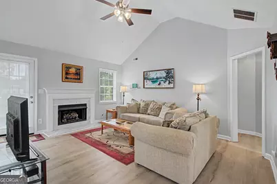 29 Pecan Lake Court, Sharpsburg, GA 30277 - Photo 5