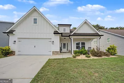 184 Richmond Drive, Statham, GA 30666 - Photo 1
