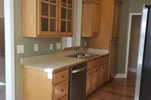 426 Stillwood Dr, Newnan, GA 30265 - Photo 7