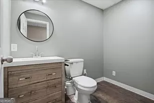 330 Sandy Lake Cir, Fayetteville, GA 30214 - Photo 33