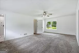 330 Sandy Lake Cir, Fayetteville, GA 30214 - Photo 23