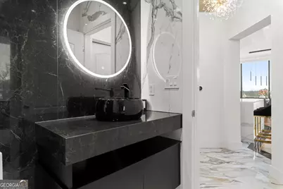 2828 Peachtree Road NE # 701, Atlanta, GA 30305 - Photo 31