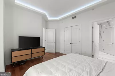 2828 Peachtree Road NE # 701, Atlanta, GA 30305 - Photo 29