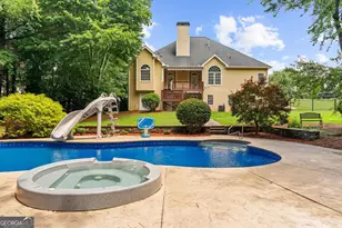 641 Richmond Pl, Loganville, GA 30052 - Photo 3