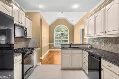 641 Richmond Place, Loganville, GA 30052 - Photo 15