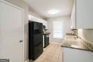 8605 Collins Dr, Jonesboro, GA 30236 - Photo 5