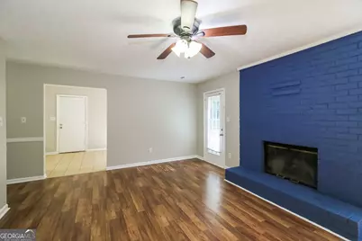 8605 Collins Drive, Jonesboro, GA 30236 - Photo 3